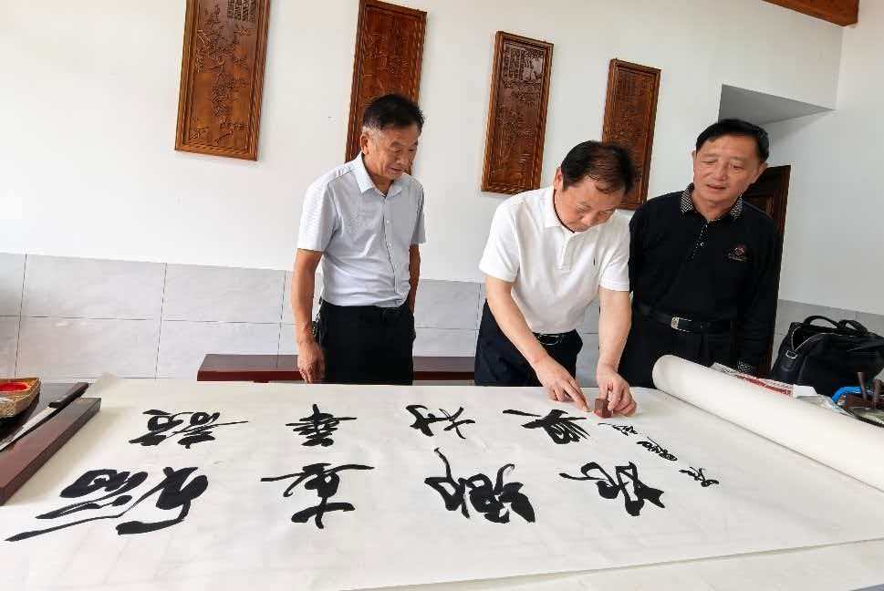书法摄影走基层 促长沙乡村振兴